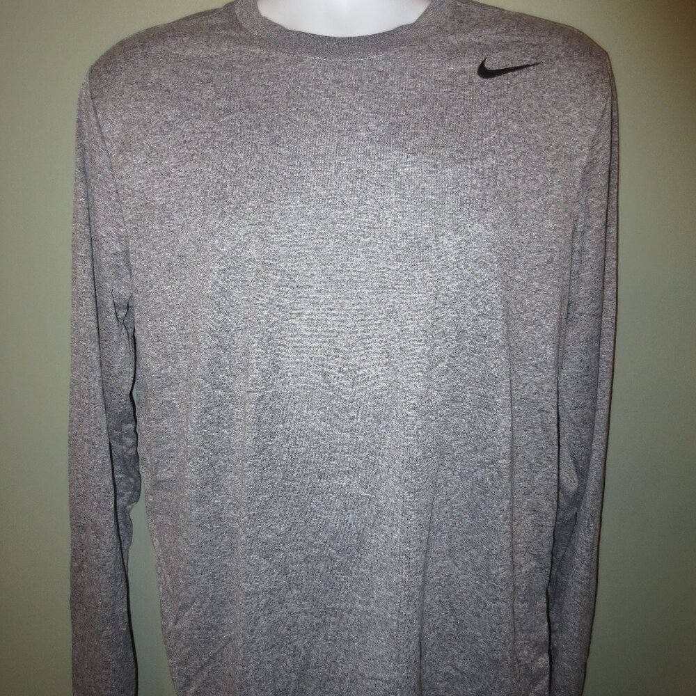 The Nike Tee Men's Long Sleeve Shirt - Gray DV7298-091 Sizes : Sm to XXL NWT
